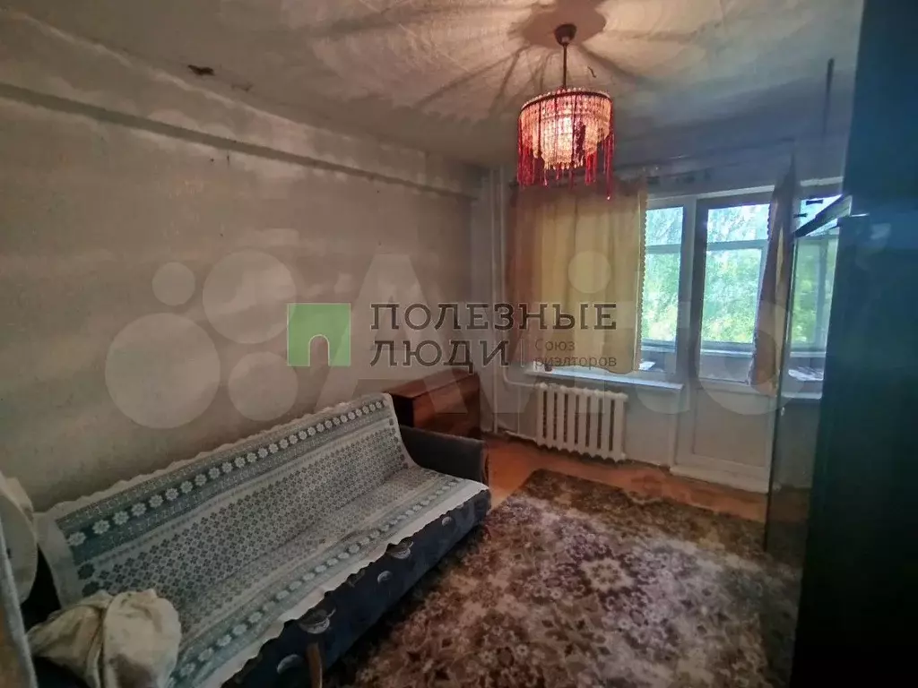 Комната 27 м в 3-к., 3/9 эт. - Фото 1