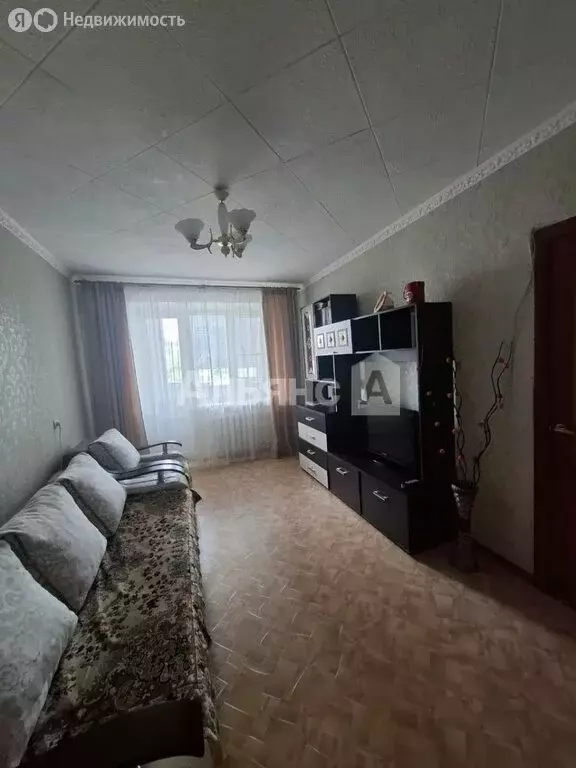 3-комнатная квартира: Волгодонск, улица 30 лет Победы, 3 (52 м) - Фото 1