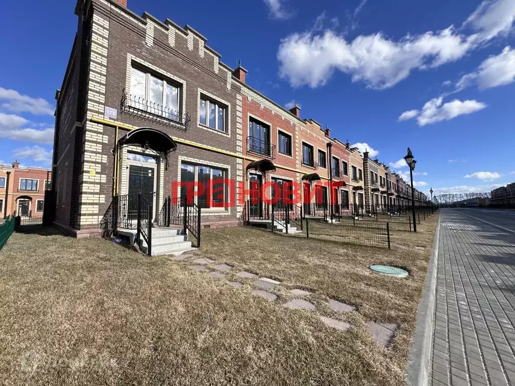 Продаётся 3-к квартира, 56.59 м - Фото 1