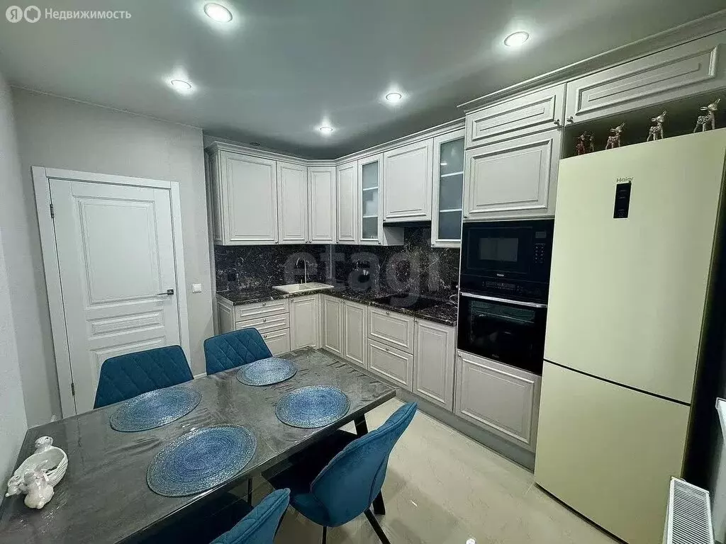 2-комнатная квартира: Краснодар, улица Героя Пешкова, 14к2 (54.4 м) - Фото 1