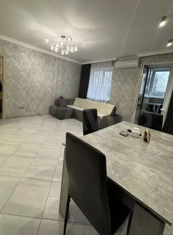 1-к. квартира, 40 м, 5/18 эт. - Фото 0