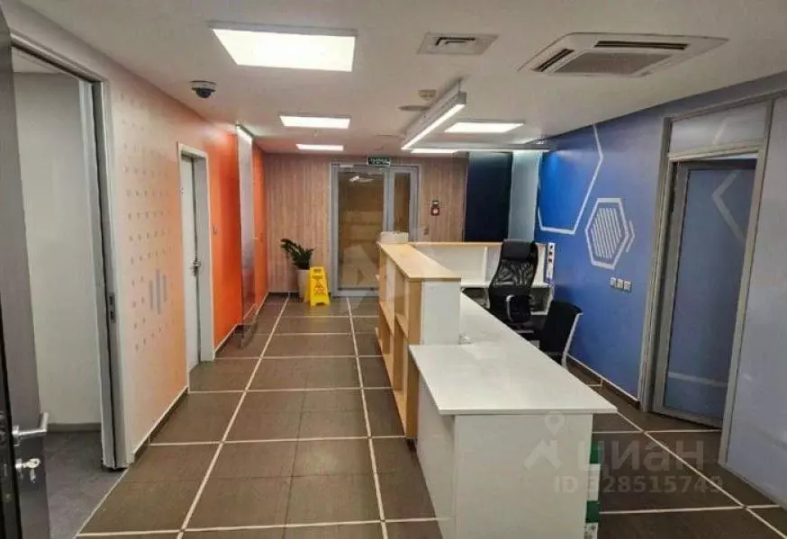 Офис в Москва Якиманская наб., 4С1 (775 м) - Фото 1