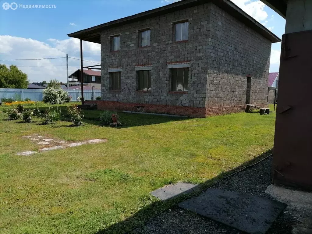 Дом в село Шереметьевка, Солнечная улица (387 м) - Фото 2