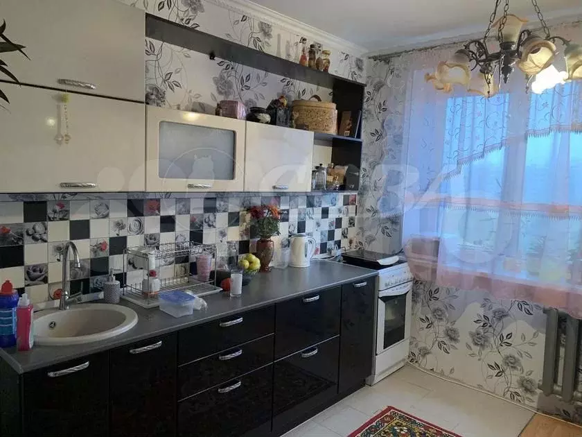 Комната 18 м в 1-к., 8/10 эт. - Фото 0
