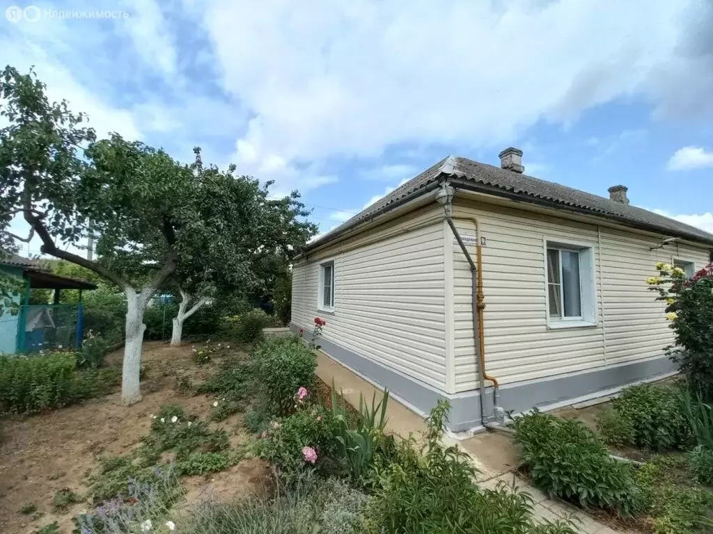 Дом в посёлок Виноградный, Молодёжная улица, 9 (70 м) - Фото 0