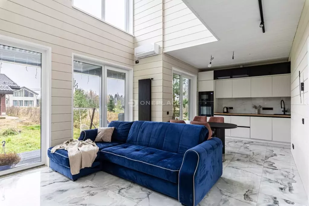 Дом в Ленинградская область, Кировский район, Мгинское городское ... - Фото 1