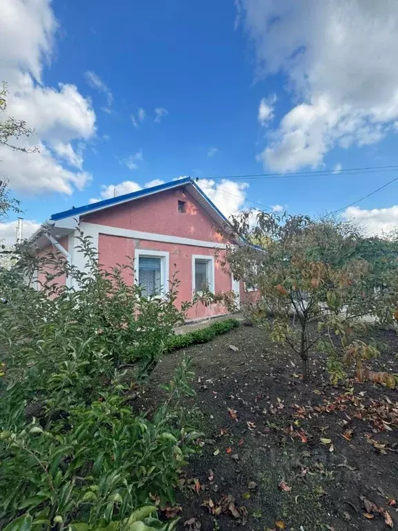 Дом в Крым, Симферопольский район, с. Урожайное ул. Веселая, 63 (56 м) - Фото 0