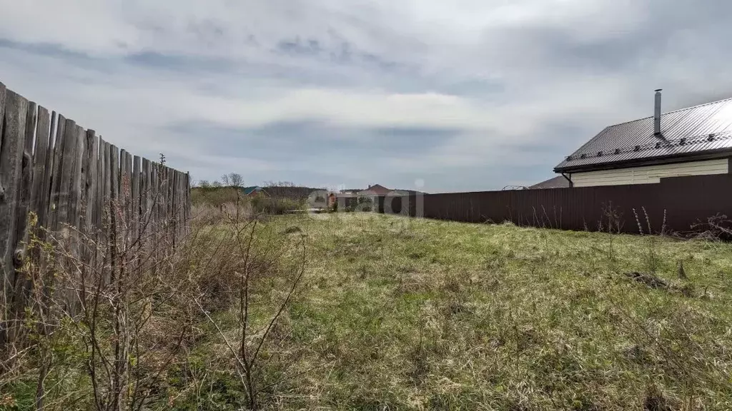 Участок в Свердловская область, Сысертский городской округ, с. ... - Фото 1