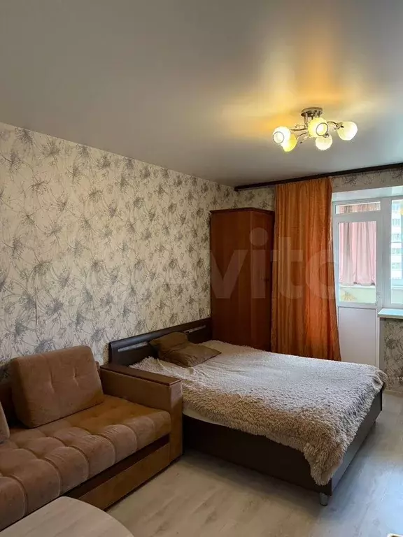 1-к. квартира, 54 м, 7/10 эт. - Фото 1