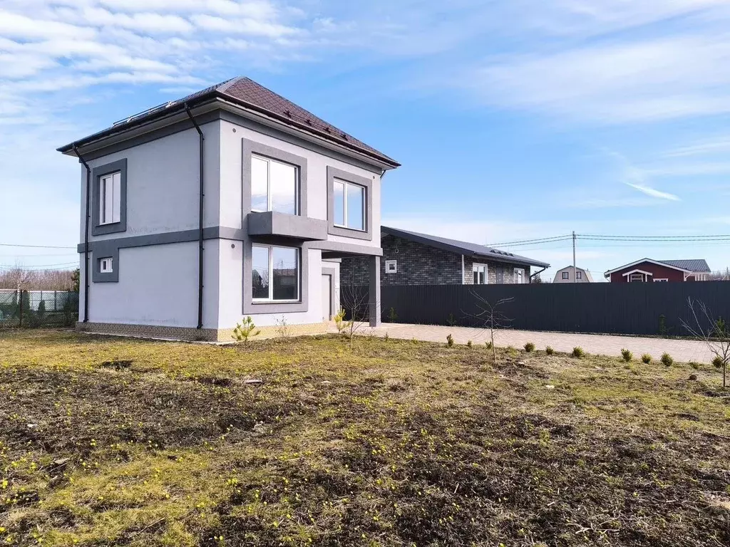 Дом в Ленинградская область, Кировский район, Синявинское городское ... - Фото 1