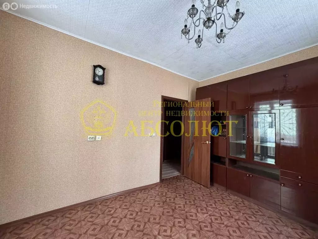 3-комнатная квартира: Ревда, улица Жуковского, 3 (58 м) - Фото 1