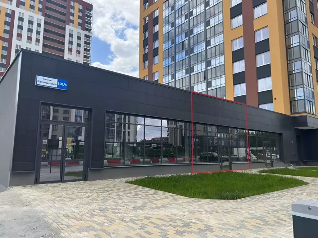 Торговая площадь в Свердловская область, Екатеринбург просп. ... - Фото 0