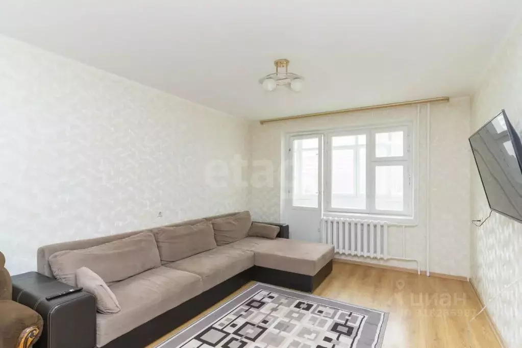 2-к кв. Тюменская область, Тюмень ул. Пермякова, 71к1 (64.4 м) - Фото 0