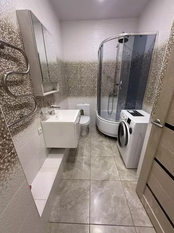 1-к кв. Иркутская область, Иркутск наб. Верхняя, 173 (39.0 м) - Фото 2