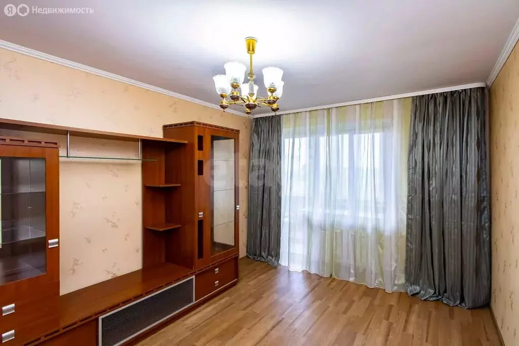 2-комнатная квартира: Тюмень, улица Мельникайте, 46А (48.2 м) - Фото 1
