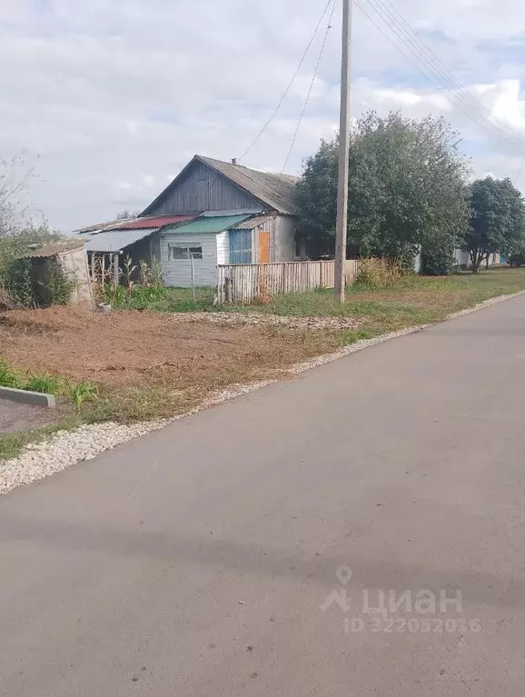 2-к кв. Саратовская область, Балаковский район, Натальинское ... - Фото 1