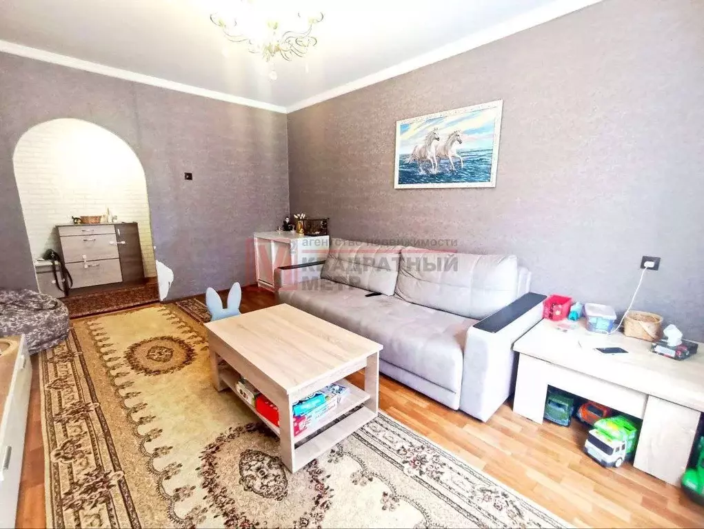 3-к кв. Белгородская область, Старый Оскол Южный мкр, 3 (63.05 м) - Фото 0