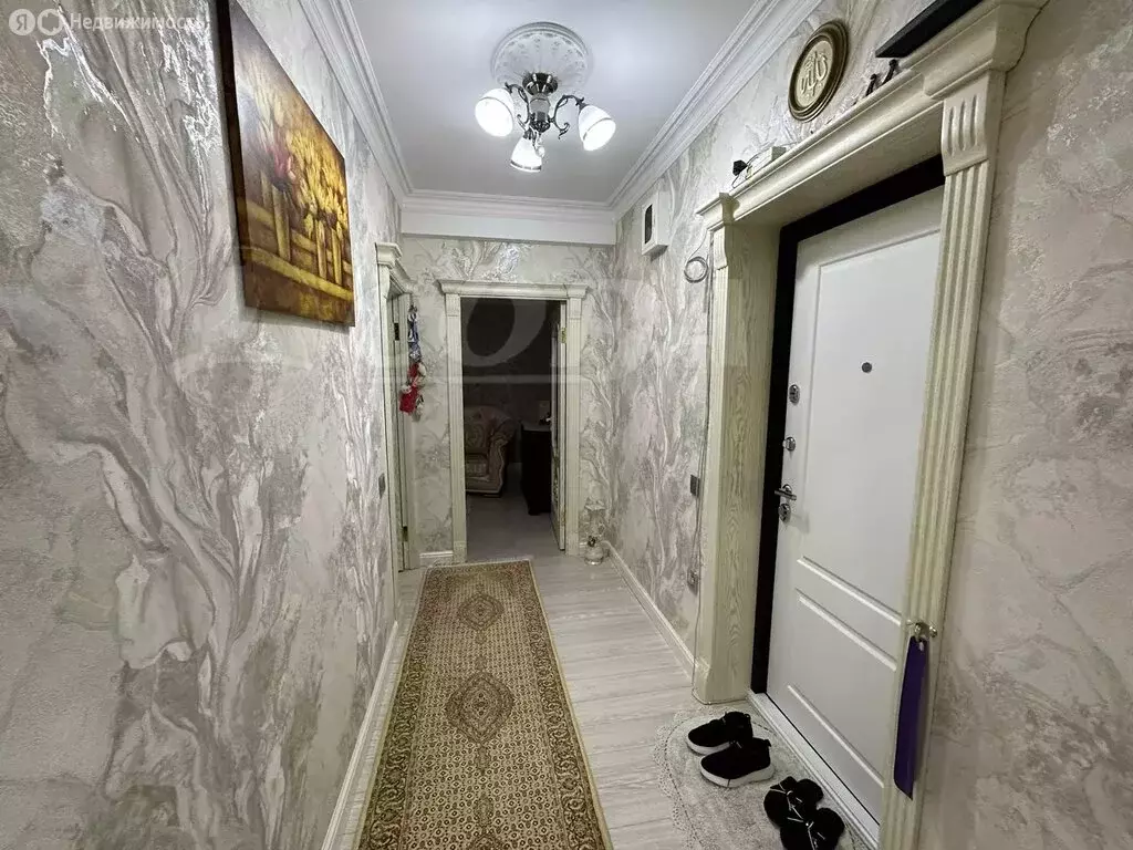 2-комнатная квартира: Махачкала, улица Героев Дагестана, 10А (55 м) - Фото 0
