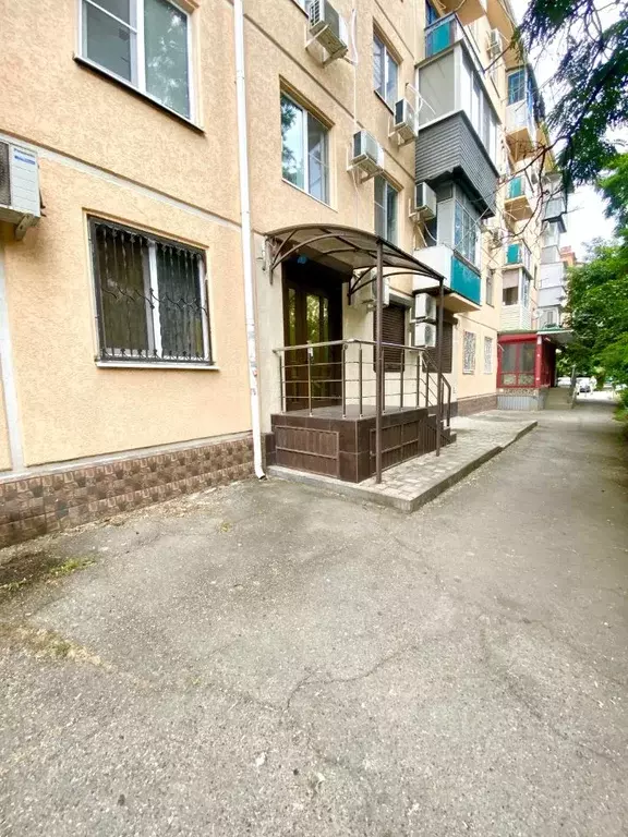 Помещение свободного назначения в Краснодарский край, Краснодар ул. ... - Фото 2