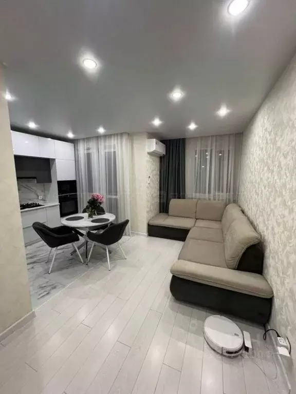 2-к кв. Татарстан, Казань ул. Лукина, 50 (63.9 м) - Фото 1