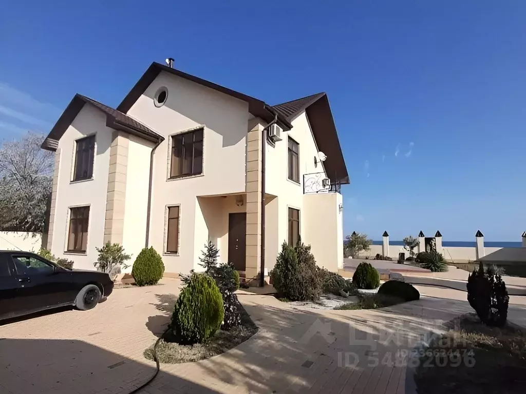 Дом в Дагестан, Дербентский район, с. Хазар ул. Мира, 95 (200 м) - Фото 1