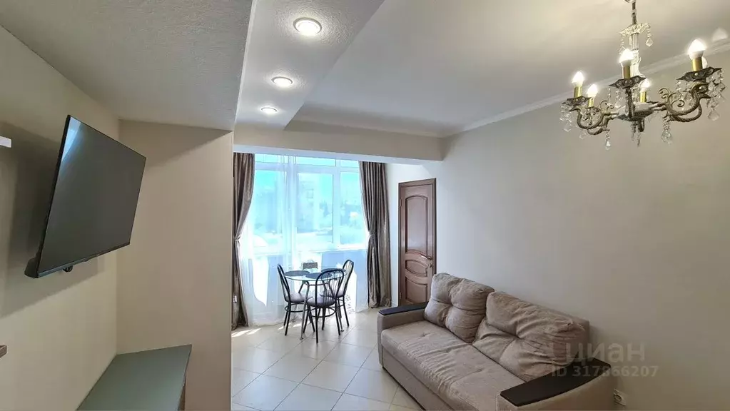 2-к кв. Краснодарский край, Сочи ул. Куйбышева, 5 (56.0 м) - Фото 1
