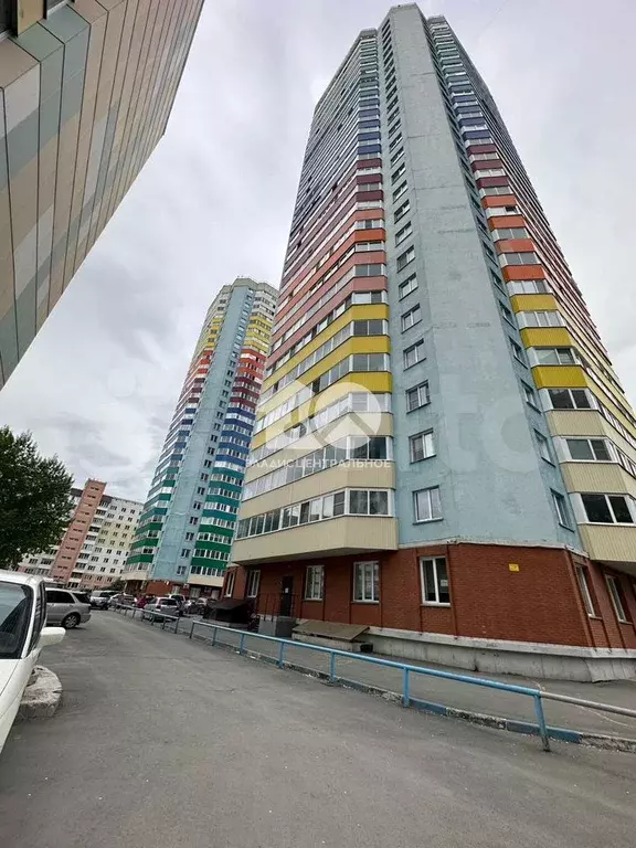 2-к. квартира, 64 м, 4/27 эт. - Фото 1