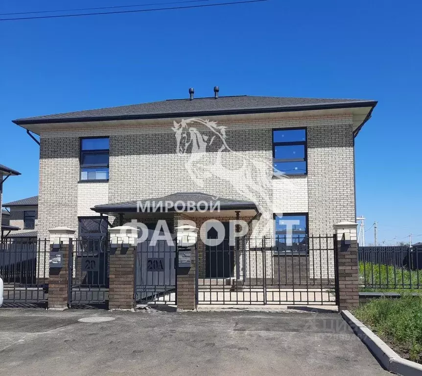Таунхаус в Оренбургская область, Оренбургский район, с. Ивановка  (74 ... - Фото 0