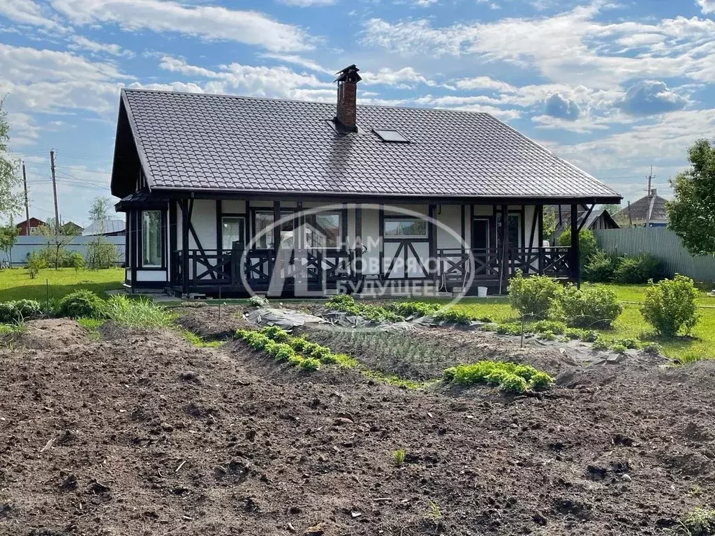 Коттедж в Пермский край, пос. Юг ул. Куйбышева, 36 (218 м) - Фото 1