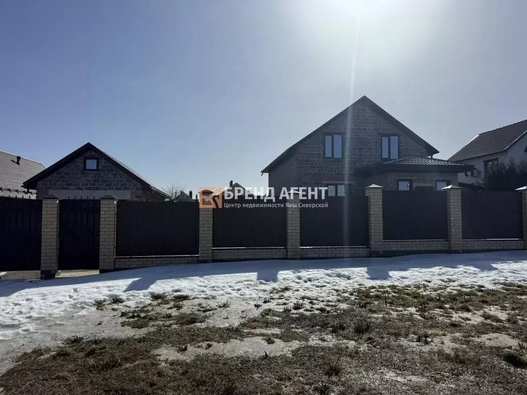 Дом в Белгородская область, Белгородский район, Никольское с/пос, с. ... - Фото 1