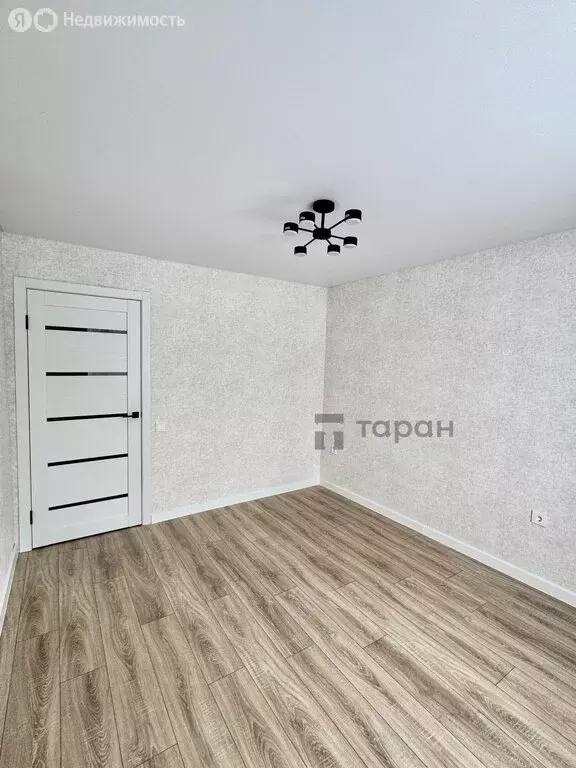 2-комнатная квартира: Челябинск, улица Ворошилова, 53 (48.3 м) - Фото 2