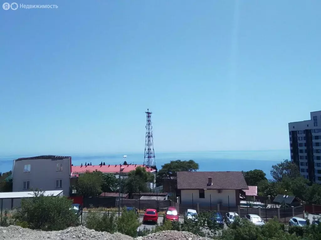 Участок в Республика Крым, муниципальный округ Ялта, посёлок ... - Фото 0