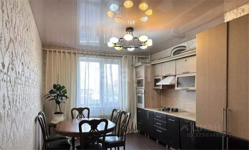 2-к кв. Башкортостан, Уфа ул. Зайнаб Биишевой, 11/2 (70.2 м) - Фото 1