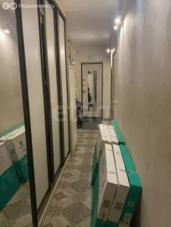 3-комнатная квартира: Омск, улица Масленникова, 21 (63 м) - Фото 1