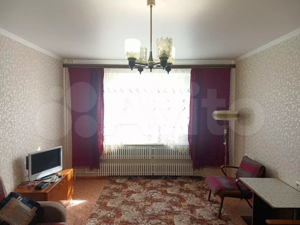 1-к. квартира, 32 м, 1/10 эт. - Фото 0