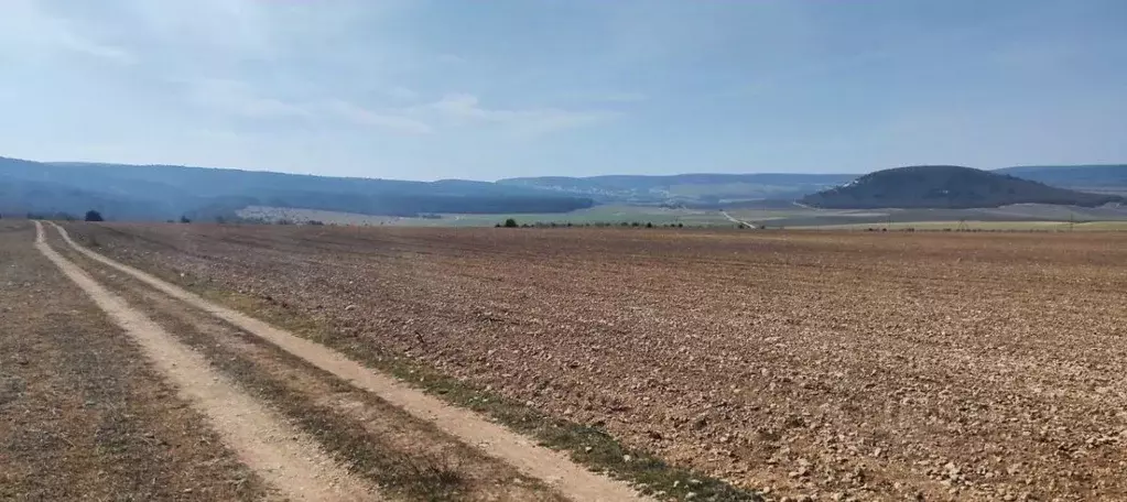 Участок в Крым, Бахчисарайский район, с. Красный Мак  (131.02 сот.) - Фото 2
