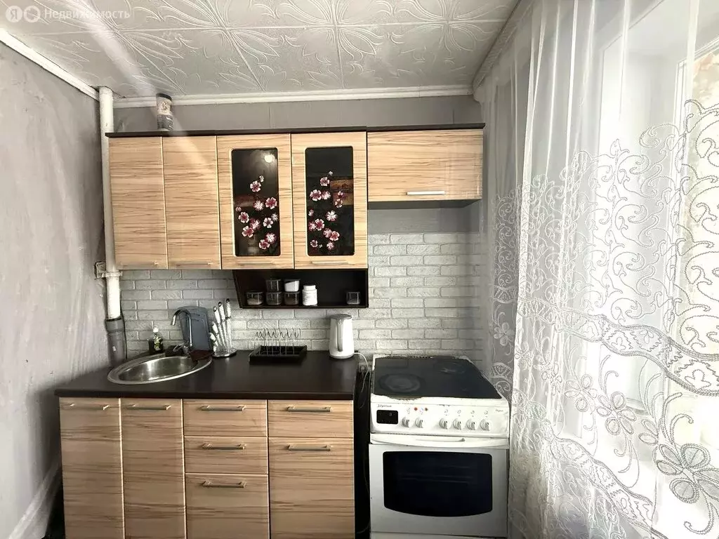 3-комнатная квартира: село Возжаевка, улица ДОС, 65 (57.9 м) - Фото 1