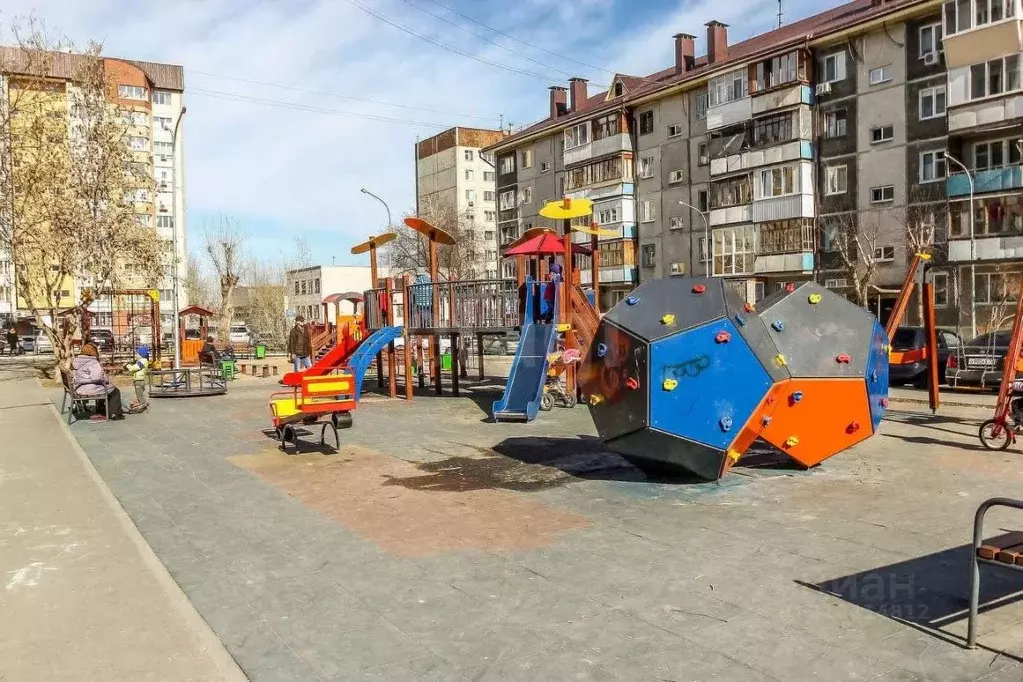 3-к кв. Тюменская область, Тюмень ул. Энергетиков, 51Б (61.7 м) - Фото 0