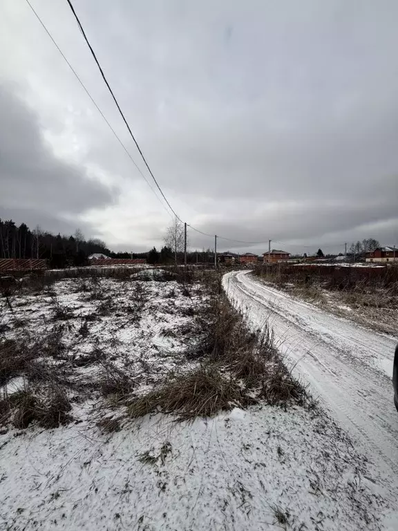 Участок в Владимирская область, Владимир д. Никулино, ул. Извилистая ... - Фото 0