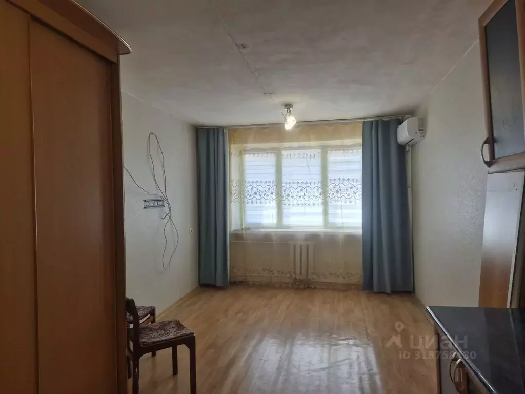 Комната Челябинская область, Челябинск Российская ул., 297А (18.0 м) - Фото 0