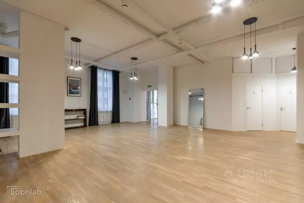 Помещение свободного назначения в Санкт-Петербург ул. Есенина, 1к1 ... - Фото 2