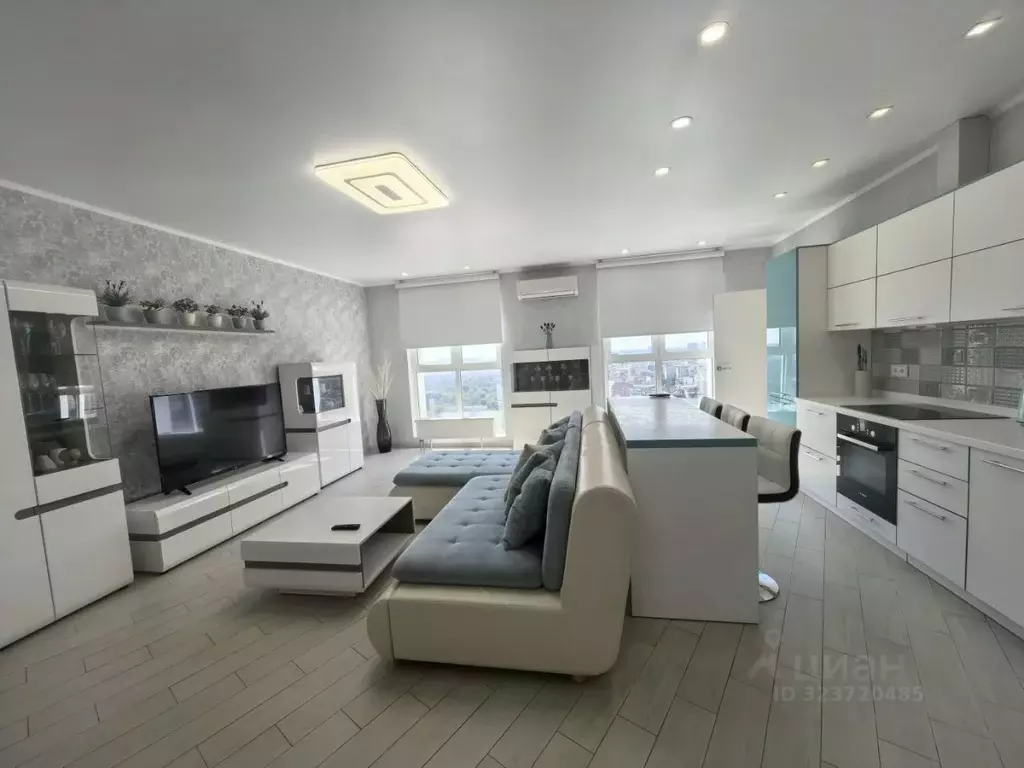 2-к кв. Краснодарский край, Краснодар Красная ул. (70.0 м) - Фото 1