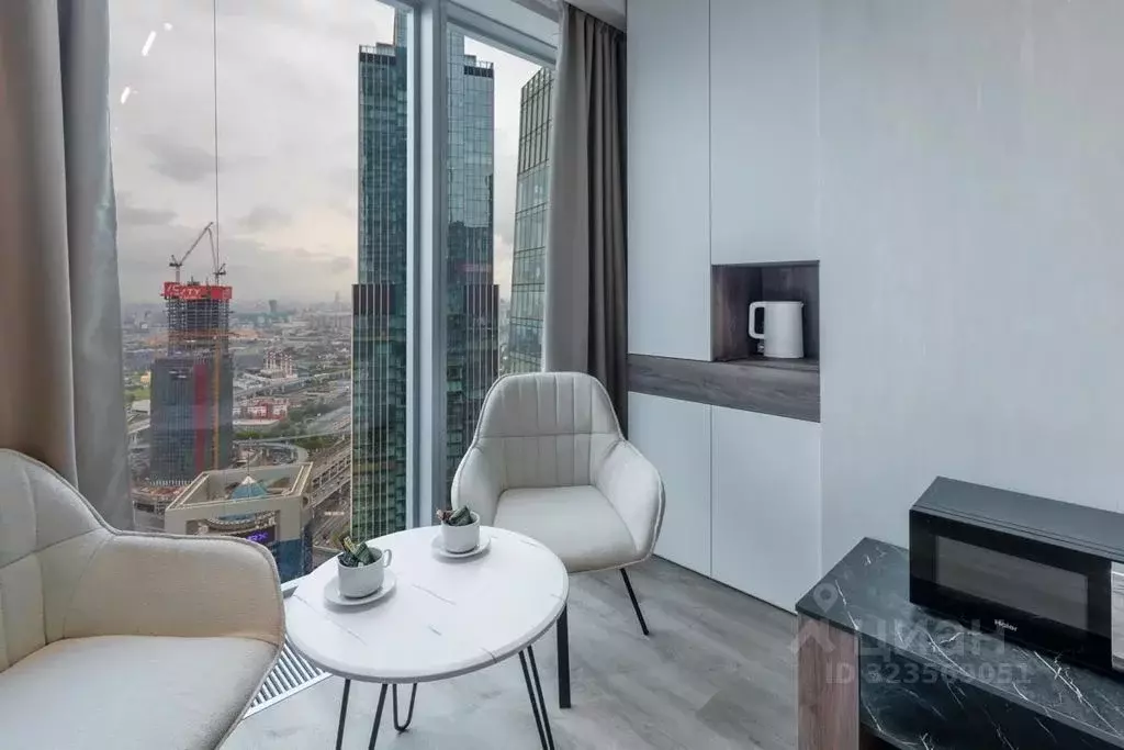 Комната Москва 1-й Красногвардейский проезд, 21с2 - Фото 1