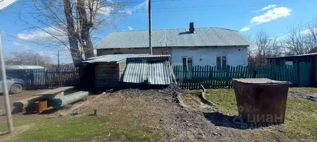 Дом в Кемеровская область, Прокопьевск Журинская ул., 10 (100 м) - Фото 1
