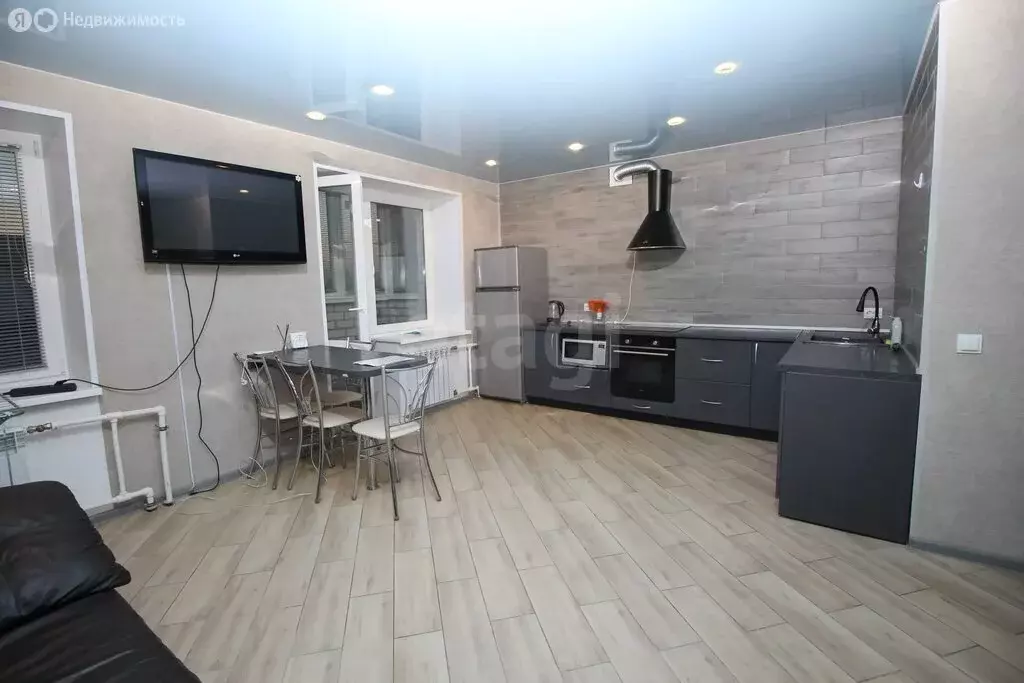 1-комнатная квартира: Вологодская область, рабочий посёлок Шексна, ... - Фото 1