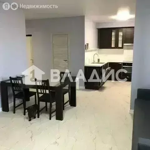 3-комнатная квартира: посёлок городского типа ВНИИССОК, улица Дениса ... - Фото 1