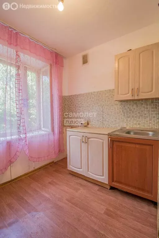 2-комнатная квартира: Владивосток, улица Сипягина, 32 (47 м) - Фото 0