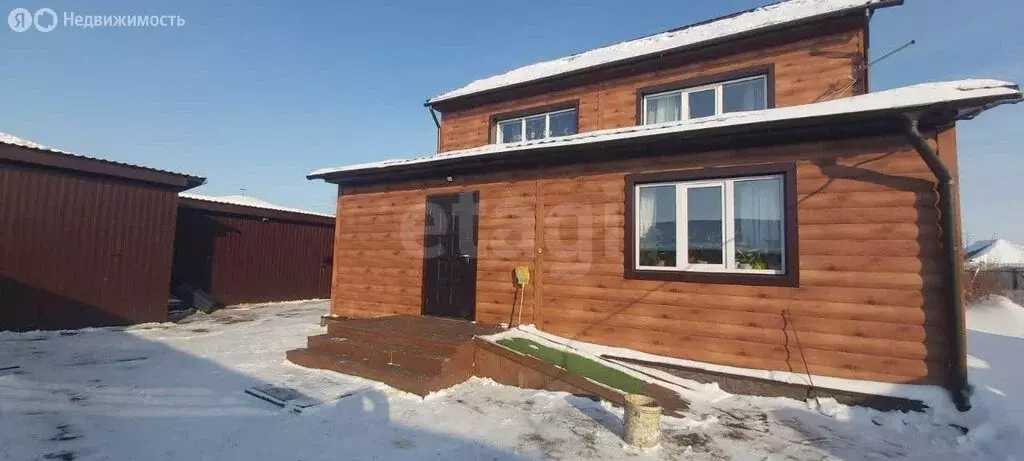 Дом в посёлок Коммунар, улица Энгельса (100 м) - Фото 1