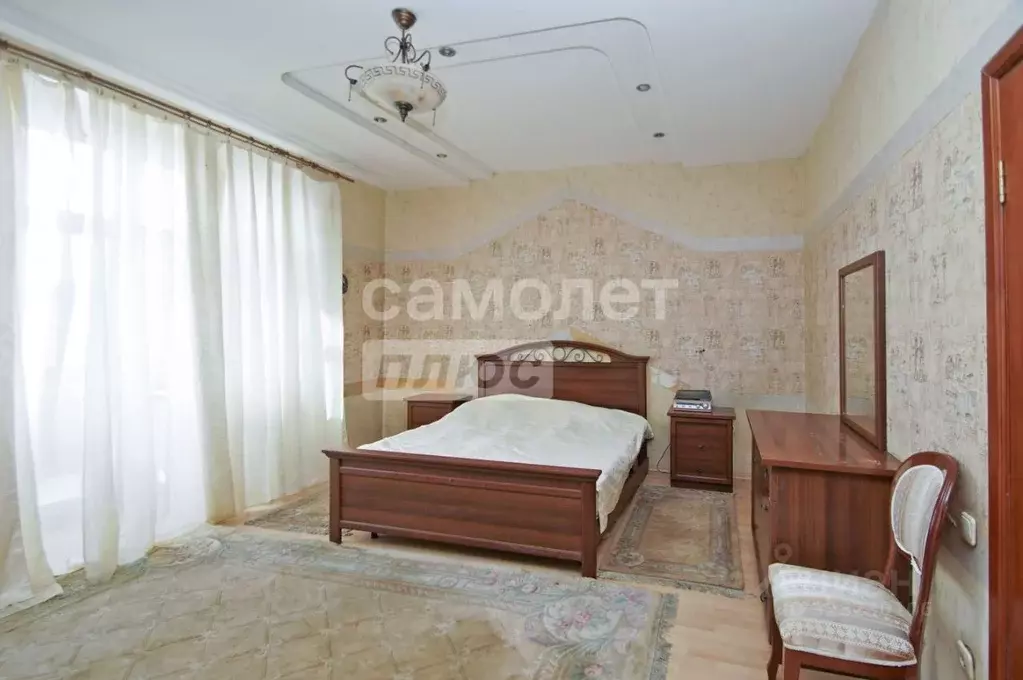 3-к кв. Омская область, Омск просп. Карла Маркса, 10 (117.0 м) - Фото 1