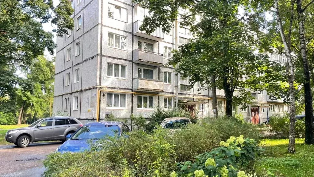 3-к кв. Ленинградская область, Луга ул. Кингисеппа, 4 (62.1 м) - Фото 2